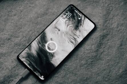 List of Non-Pixel smartphones that support Android 11 beta right now