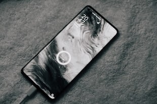 List of Non-Pixel smartphones that support Android 11 beta right now