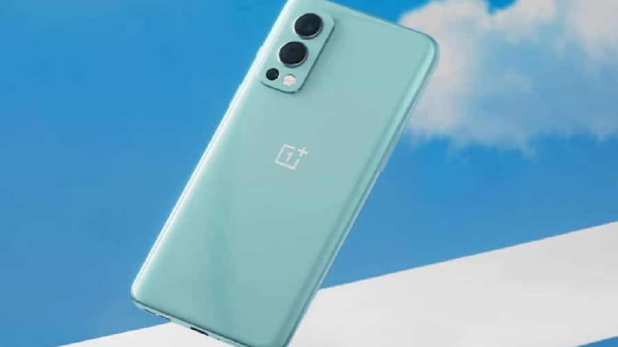 OnePlus के फ्लैगशिप स्मार्टफोन्स में बड़ी खामी की शिकायत, यूजर्स हुए परेशान 5g smartphones