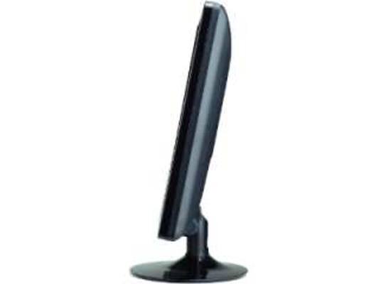 Adcom 1502 15 inch LED HD-Ready TV