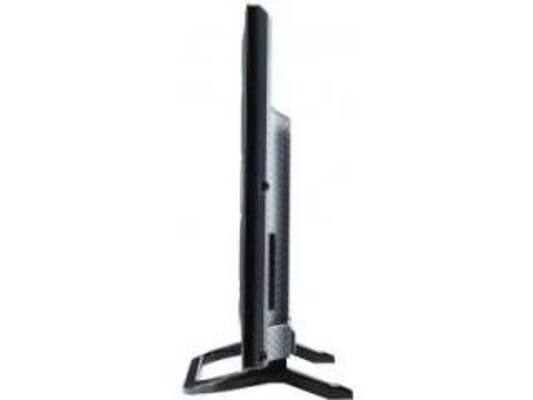 Adcom 1512 15 inch LED HD-Ready TV