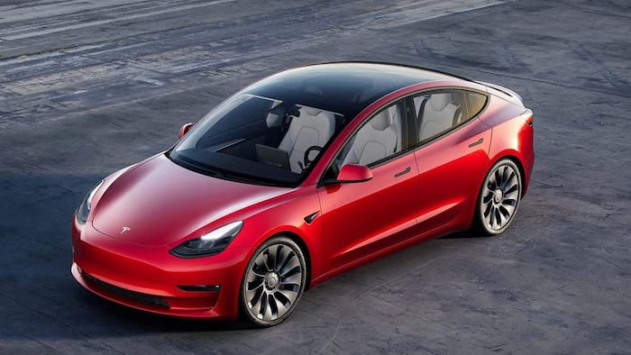Tesla-Model-3-Red