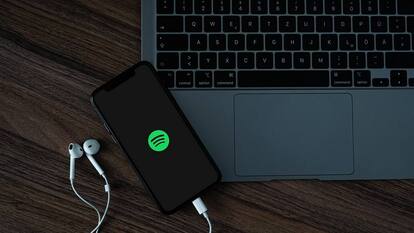 Spotify testing new Your Offline Mix playlist to make experience better