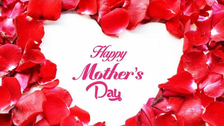 Mother’s Day 2023 Wishes: मदर्स डे पर भेजें प्यारी मां को प्यार भरे मैसेज Happy Mother's Day