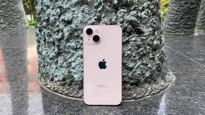 iPhone 13 will go for the lowest price in the upcoming Amazon sale.