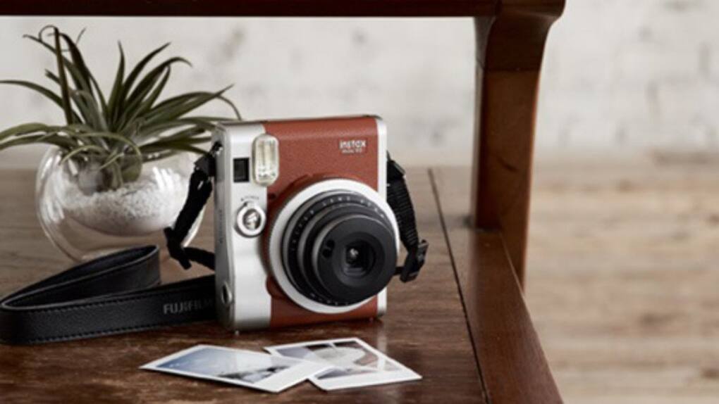 Fujifilm INSTAX Mini 90 Neo Classic Instant Photo Camera