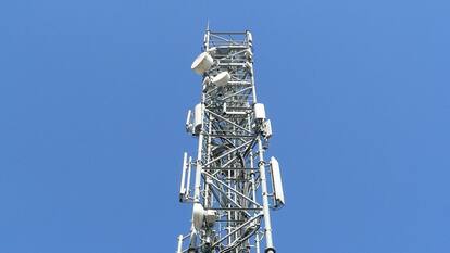 India jumps to 10th spot in median mobile speeds globally