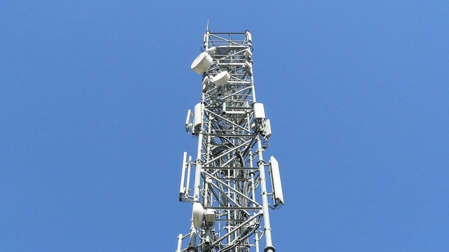 India jumps to 10th spot in median mobile speeds globally Mobile Connectivity