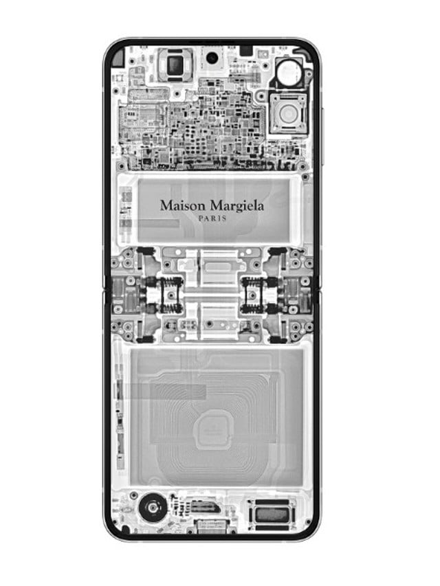 samsung z flip 4 margiela