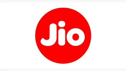 Jio is offering unlimited 5G data with its Rs 2999 prepaid plan: Check details