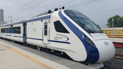 Vande Bharat Express की ऑनलाइन टिकट फटाफट होगी बुक, जानें आसान तरीका