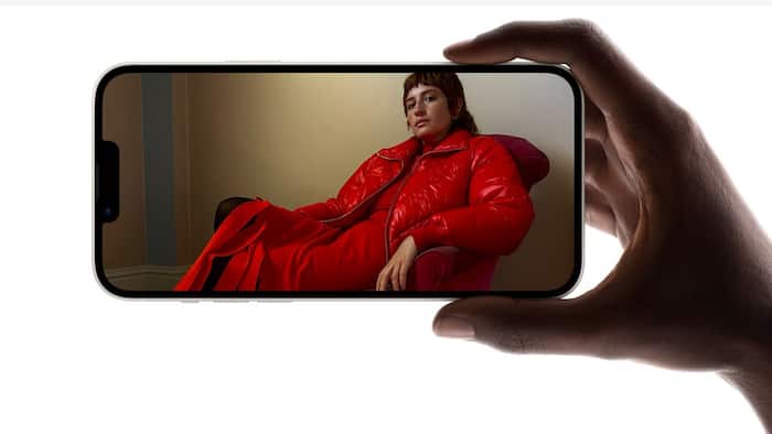 iPhone 14 Display