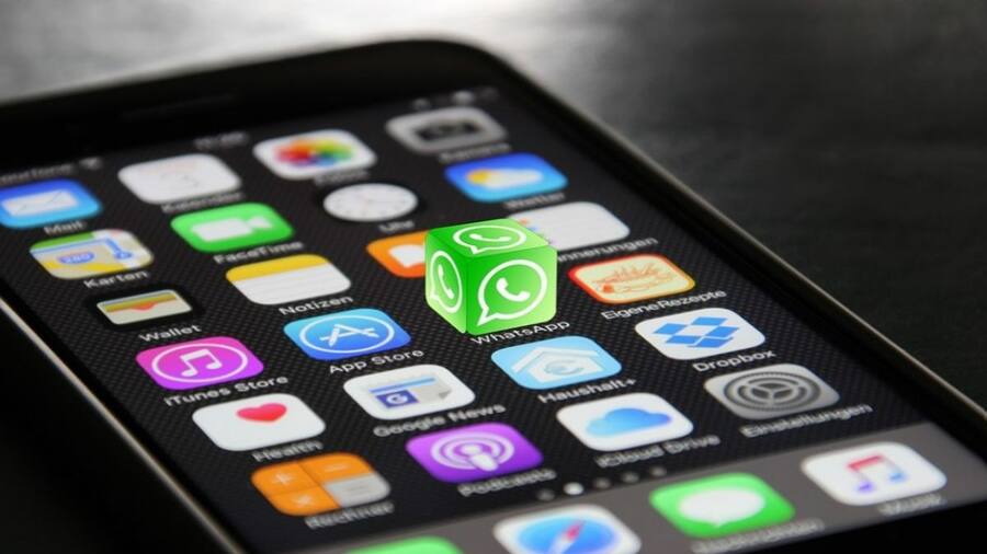 WhatsApp to introduce a new feature on iOS to let users extract text from images WhatsApp Status Profile Rings for New Updates