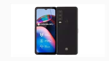 Motorola Defy 2 debuts with rugged built and two-way satellite connectivity