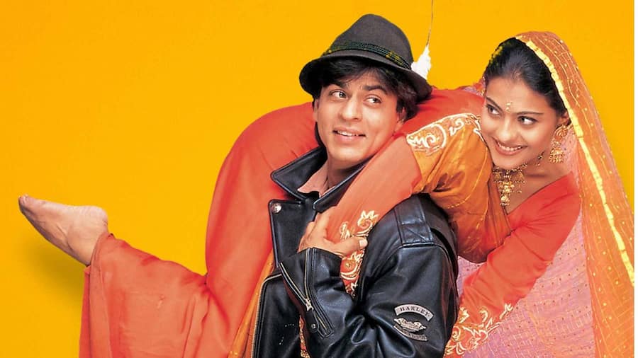 Valentine's Day OTT Special: अपने पार्टनर के साथ OTT पर इन्जॉय करें ये सदा-बहार रोमांटिक फिल्में, देखें लिस्ट OTT movies