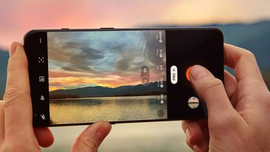 OnePlus 10 Pro 5G को खरीदने का शानदार मौका, Amazon Sale में मिल रहा डिस्काउंट