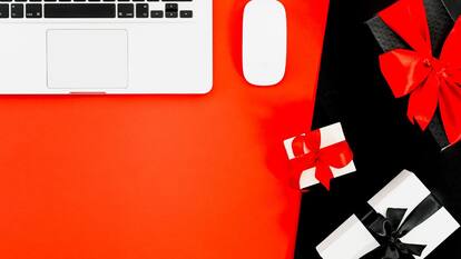 Valentines Day gift guide: Top tech gadgets under Rs 10,000 to buy for your partner