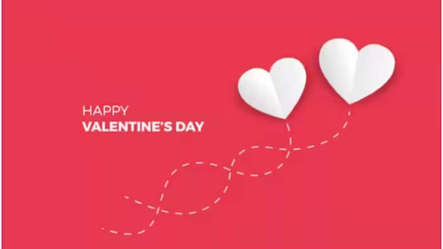 Valentine Day Gift Ideas: पार्टनर को ये गैजेट्स गिफ्ट कर लाएं उनके चेहरे पर मुस्कान, देखें लिस्ट Valentine Day