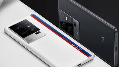 iQOO 12, company's next flagship, may offer 200W fast wired charging