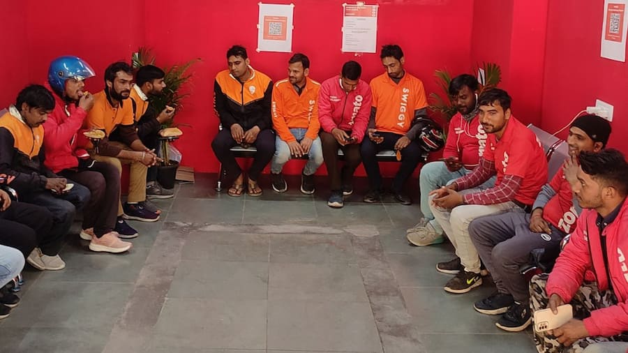 Zomato builds shelter points with internet, washrooms for delivery partners zomato