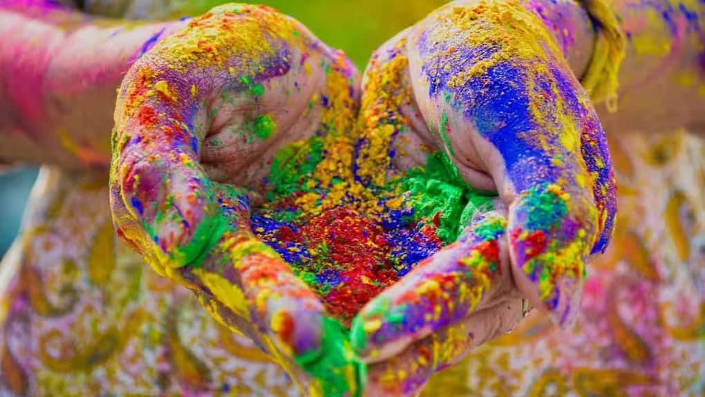 Holi 2023