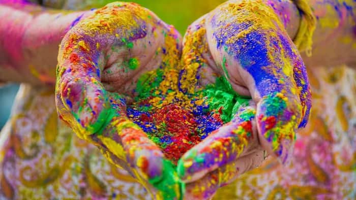 Holi 2023