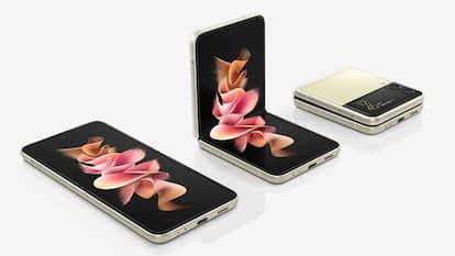 Samsung Galaxy Z Flip 5: Here's a look at the bigger cover screen