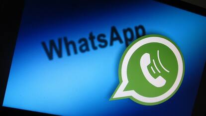 WhatsApp's new update gives admins more control over who can join group