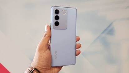 Vivo V27 Pro Review: A reliable colour-changing partner