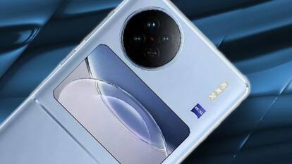 Vivo X Flip जल्द होगा लॉन्च, कैमरा, डिस्प्ले और बैटरी की जानकारी आई सामने