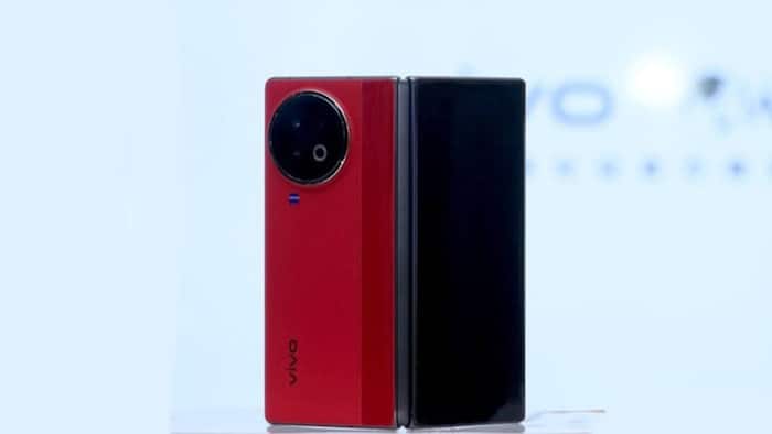 Vivo X Fold 2 34