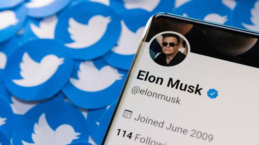 Elon Musk says Twitter's cash flow still negative as ad revenue drops