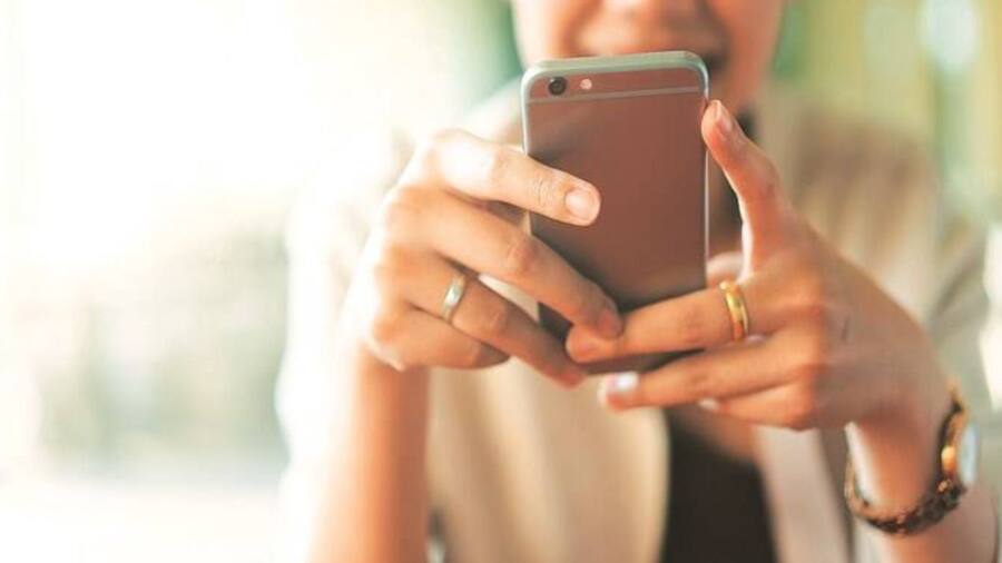 5G आने के बाद तेजी से खत्म हो रहा है डेली डेटा, Android फोन में तुरंत कर लें ये 2 सेटिंग्स Data