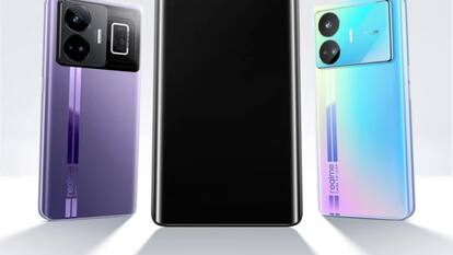 Realme 11 में मिलेगा कर्व्ड डिस्प्ले, जानें प्रीमियम लुक्स वाले फोन की अन्य खूबियां