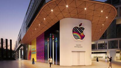 Apple Tax: What it is and how can developers avoid paying it