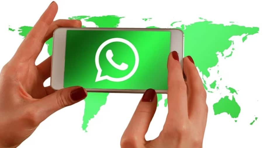WhatsApp Upcoming Feature: व्हाट्सऐप की बड़ी तैयारी! iOS यूजर्स के लिए आ रहीं नई सुविधाएं Whatsapp news