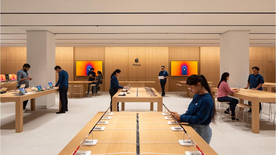 Apple CEO Tim Cook will open Apple Saket