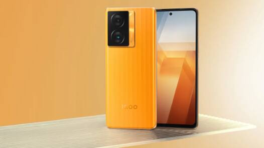 iQOO 12 में होगी दमदार बैटरी और धुंआदार चार्जर, जानें क्या है तैयारी