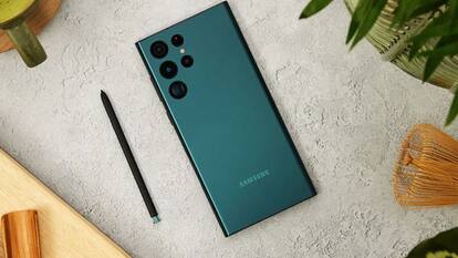 Samsung Galaxy S22 Ultra for Rs 81,900 is a deal worth checking out