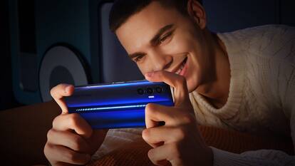 7000mAh जंबो बैटरी के साथ आता है यह सस्ता फोन, दिन-रात चलाने पर भी नहीं होगा बंद