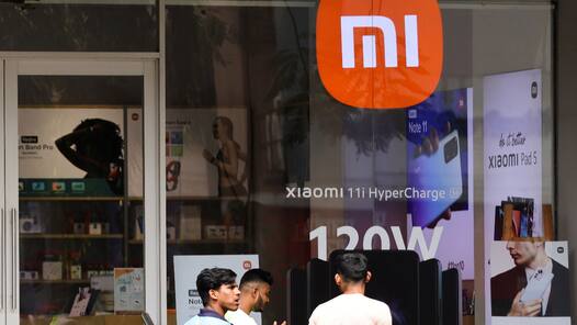 Xiaomi bets on offline phone sales to boost India business amid Samsung rivalry