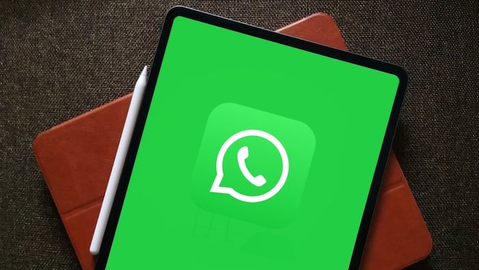 WhatsApp on iPad companion mode featured