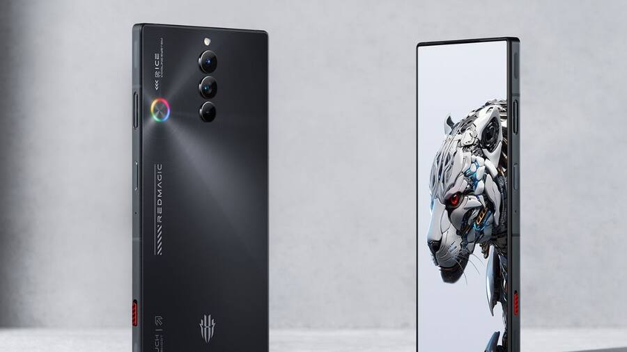 Red Magic 8S Pro+ Display