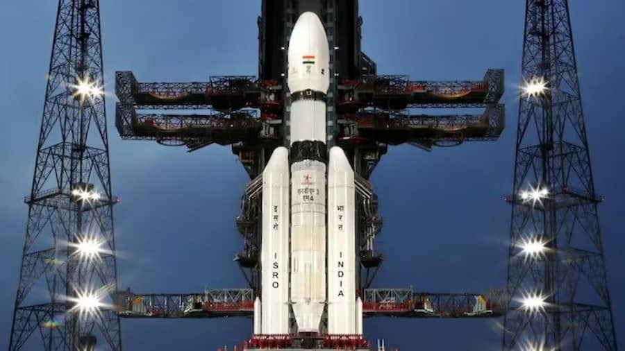 Chandrayaan 3: दुनिया हैरान, हॉलीवुड फिल्मों की लागत से कम खर्चे में भारत पहुंचा चांद पर Chandrayaan-3