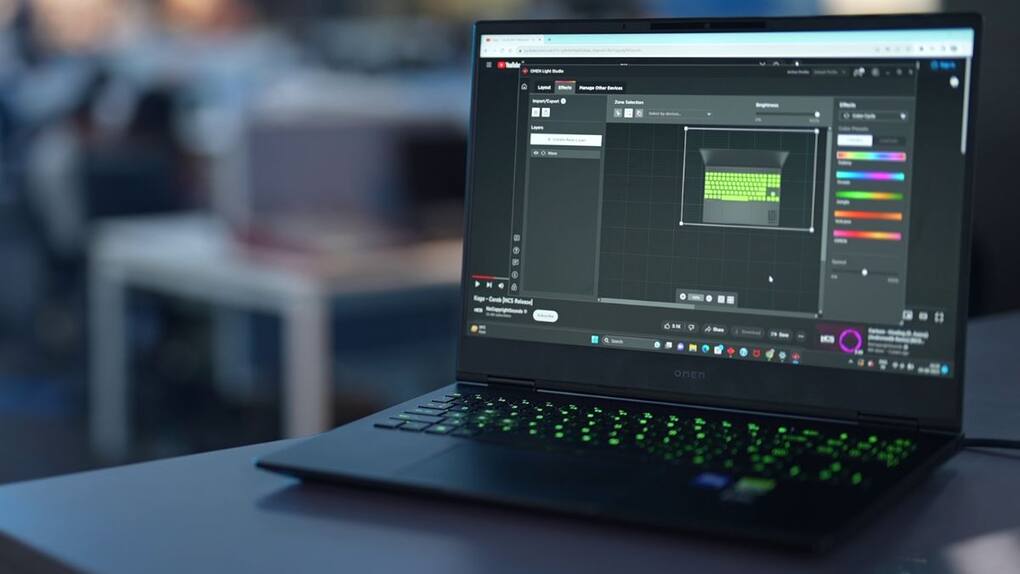 HP OMEN Transcend 16 featured and display