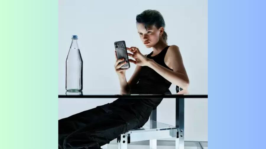 Nothing Phone (1) और Nothing Phone (2) Price and Offer