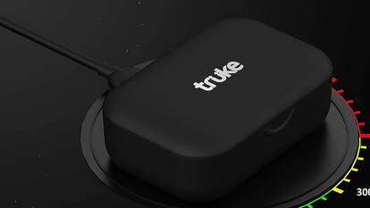 Earbuds under 1500 in India: Amazon पर 1,500 रुपये से कम में खरीदें ये