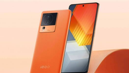 Amazon Freedom Sale Live: इन बजट स्मार्टफोन्स पर मिल रही सबसे 'बड़ी' छूट