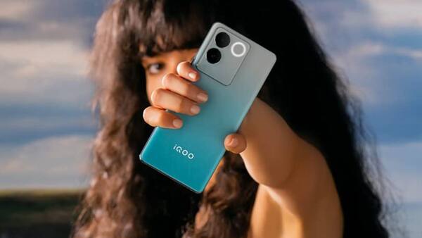 iQOO Z7 Pro 5G फोन 64MP कैमरा के साथ भारत में लॉन्च, जानें कीमत और स्पेसिफिकेशन iQOO Z7 Pro 5G