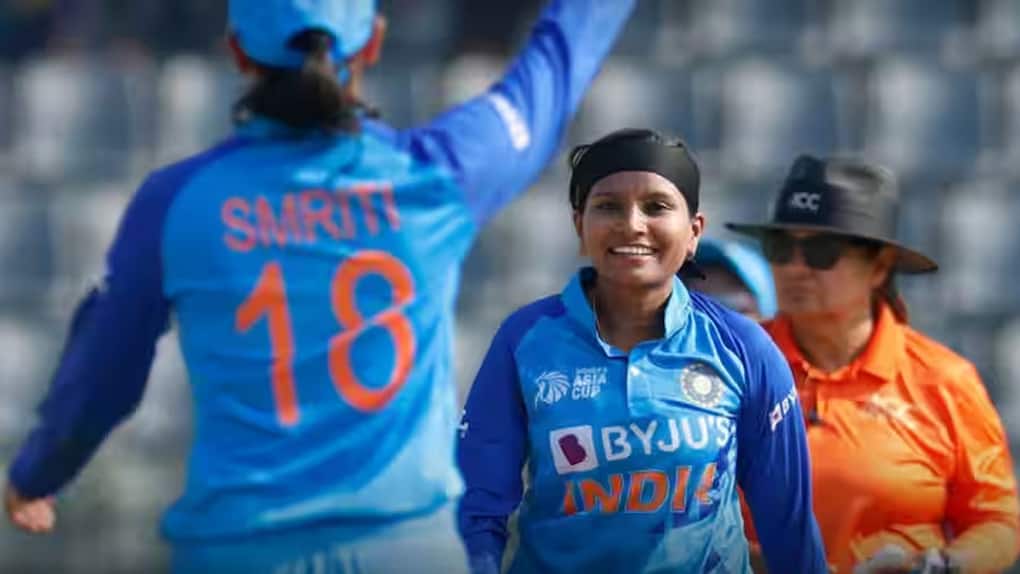 India-W v Sri Lanka-W is happening today.